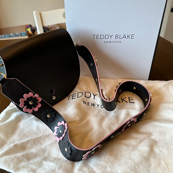 Teddy Blake Handbag - Picture 1 of 4